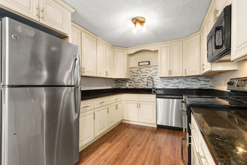 Photo of 186 Pleasant St