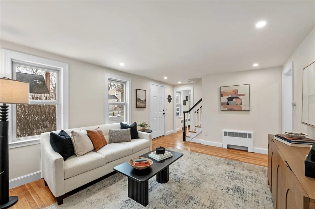 Photo of 98 John Carver Rd