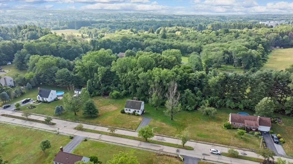 Photo of 7 Sneade Dr