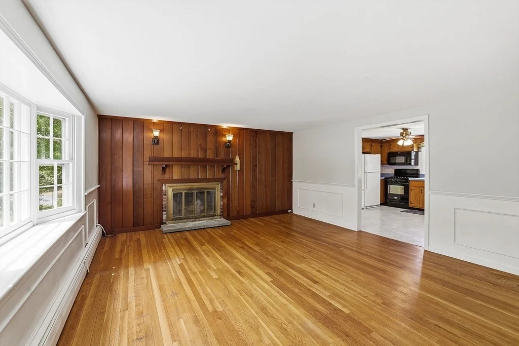 Photo of 1 Aspen Rd