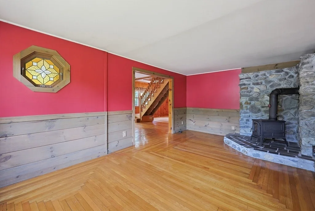 Photo of 640 Pulaski Blvd