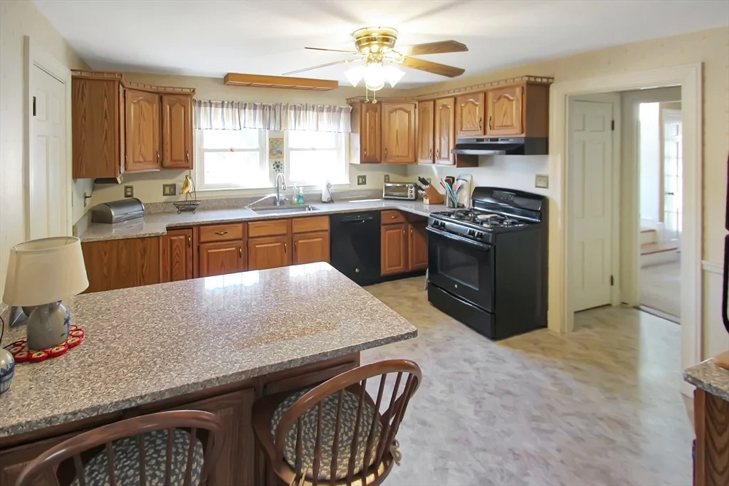 Photo of 8 Locust Rd