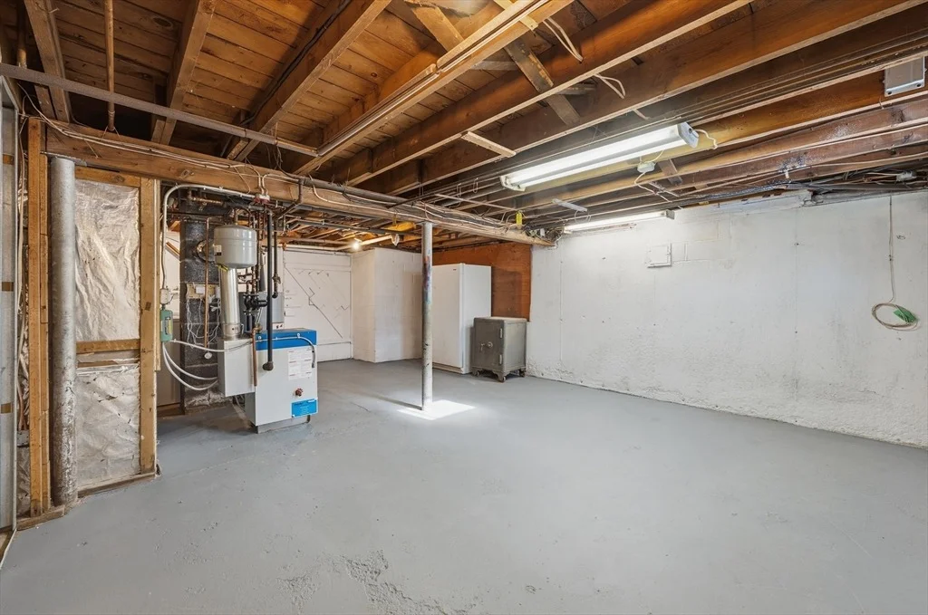 Photo of 50 Cheever Ave
