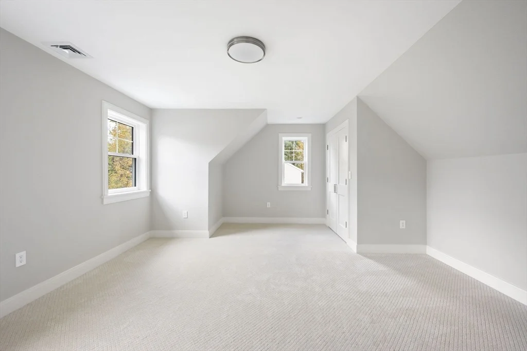 Photo of 15 Payson Ave