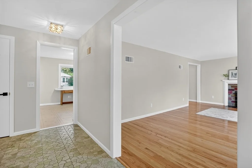Photo of 7 Viscount Rd