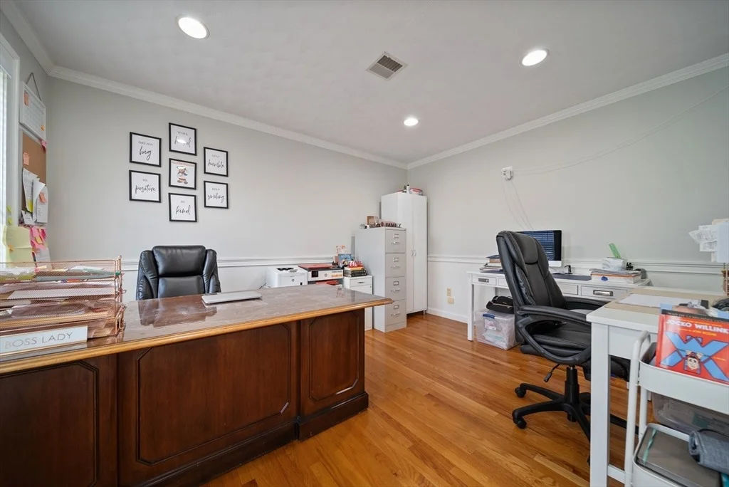 Photo of 87 Hammersmith Dr