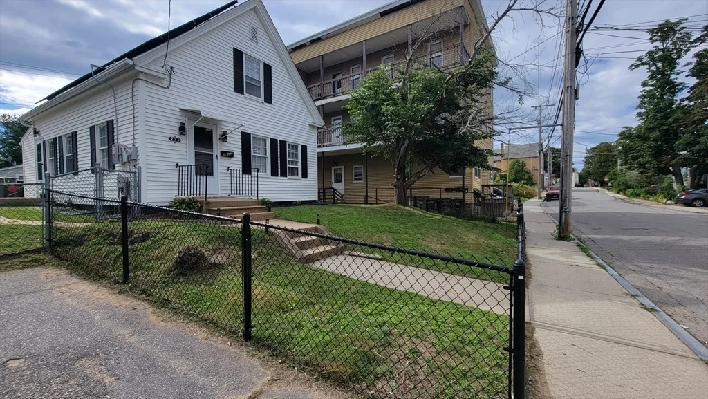 Photo of 273 Pleasant St