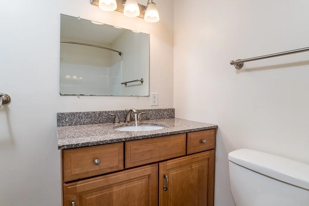 Photo of 184 Cambridge Cir