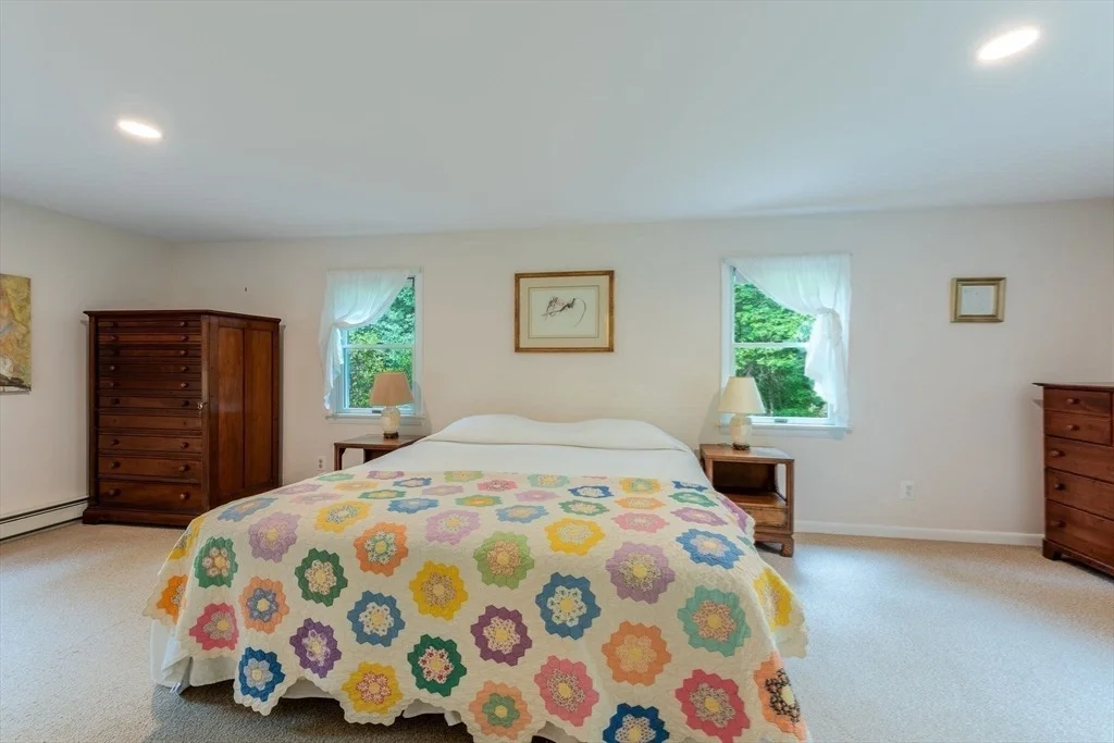 Photo of 54 Deepwoods Dr