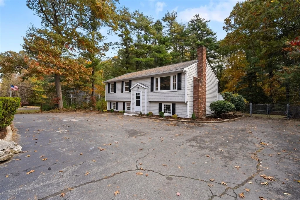 Photo of 293 Mendall Rd
