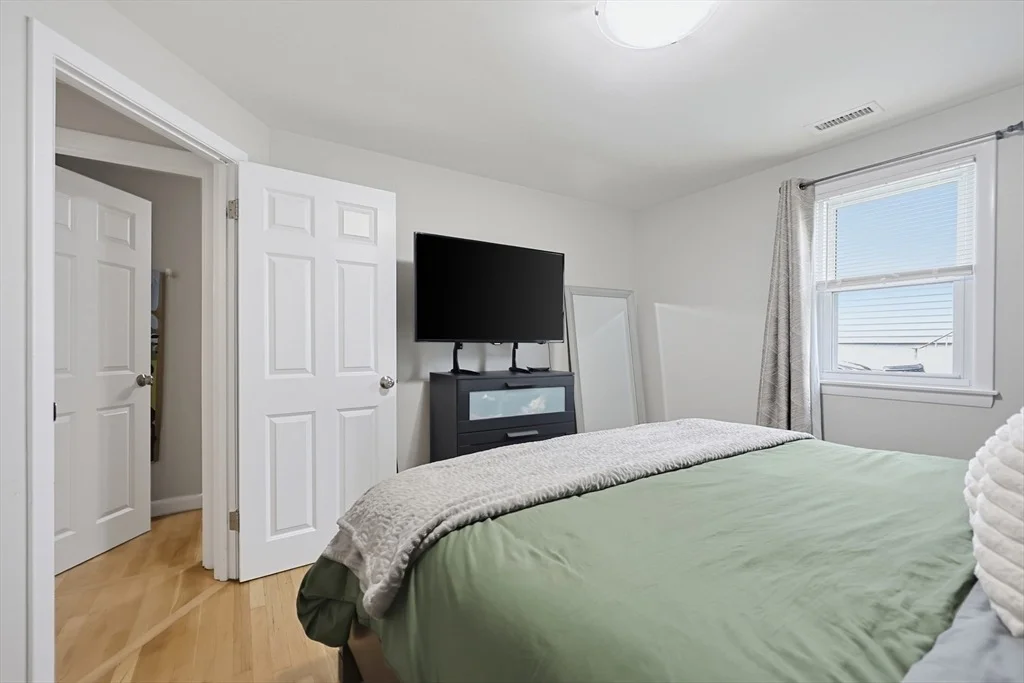 Photo of 7 Haskell Pl