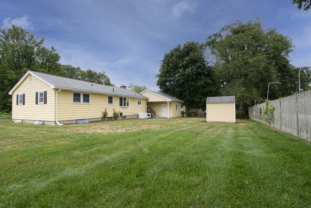 Photo of 463 Farm Rd