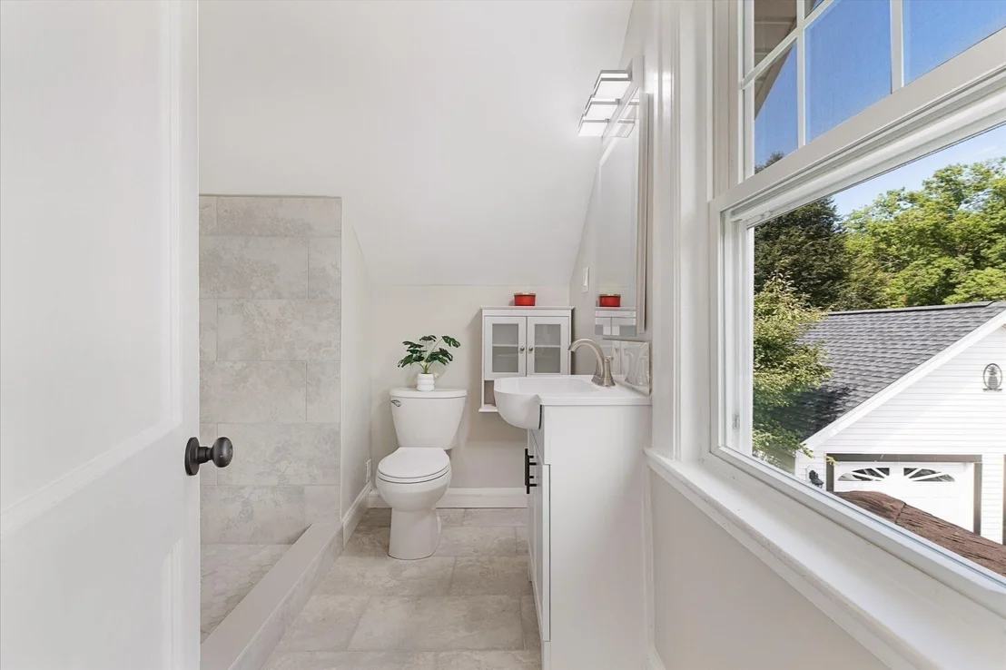 Photo of 308 Bridle Path