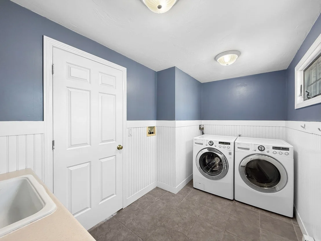 Photo of 5 Swan Cir