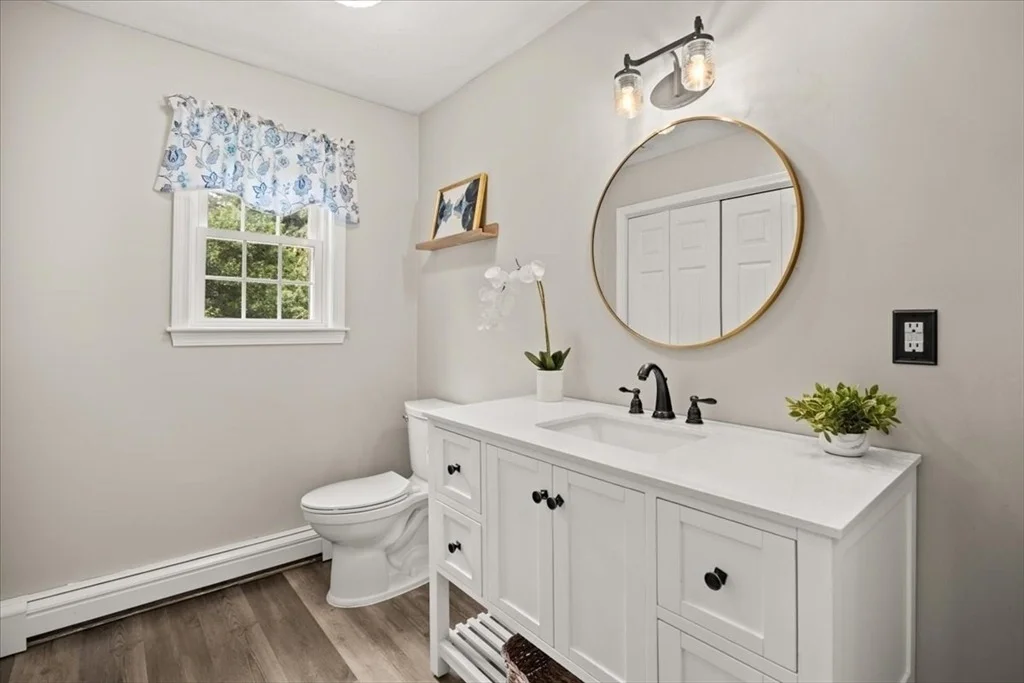 Photo of 130 Deer Hollow Trail