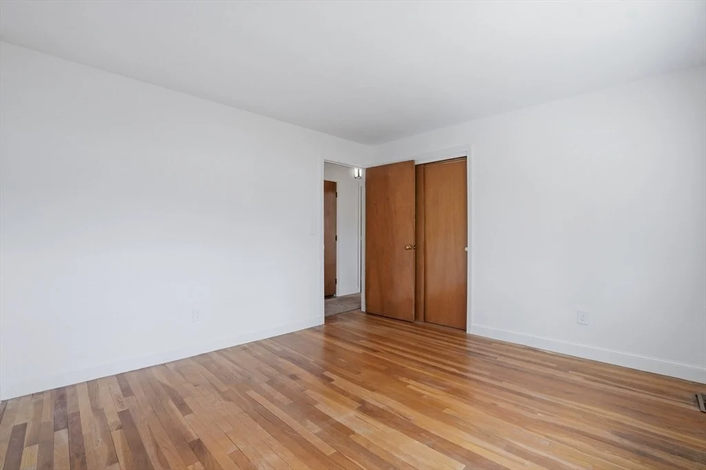 Photo of 6 Pine Knoll Road