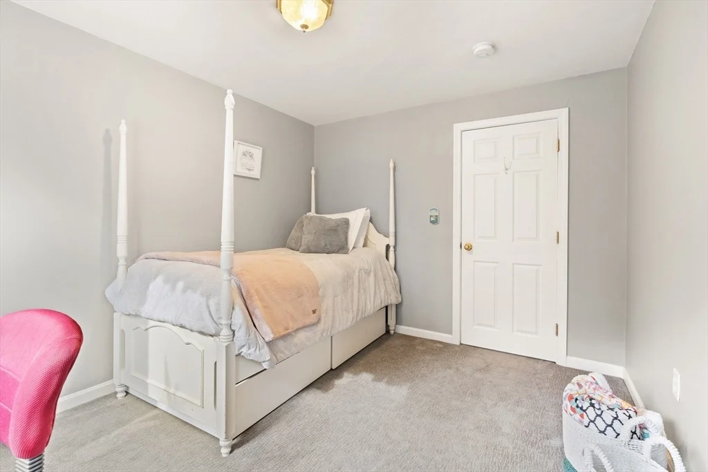 Photo of 7 Gloria Circle