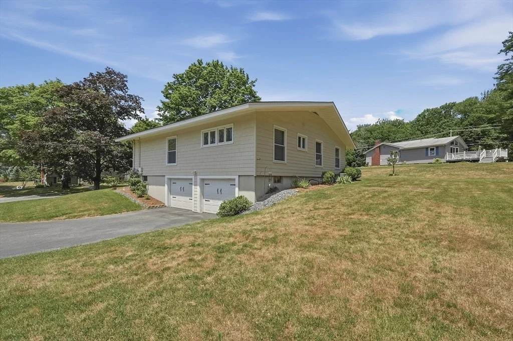 Photo of 20 Clover Drive