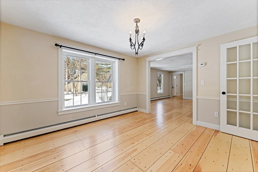 Photo of 125 West Bare Hill Road