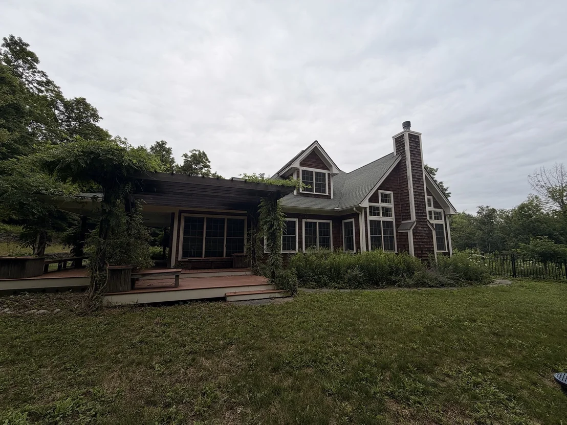 Photo of 366 West Rd