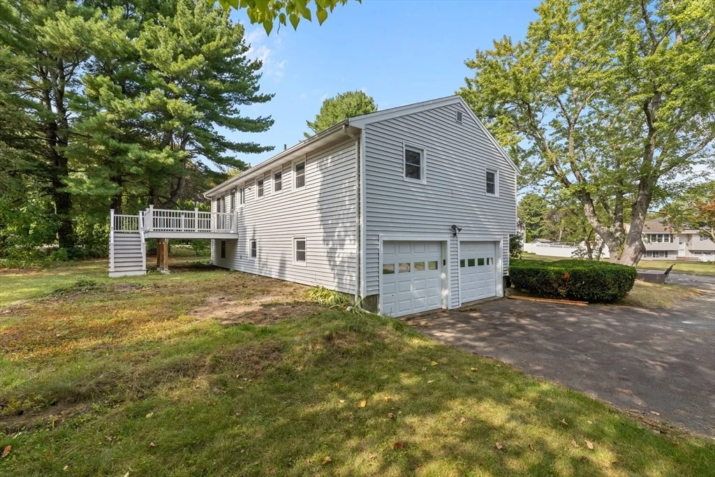 Photo of 5 Hampshire Dr