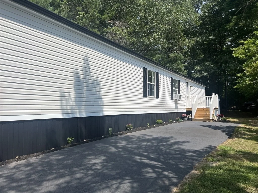 Photo of 10 David Road
