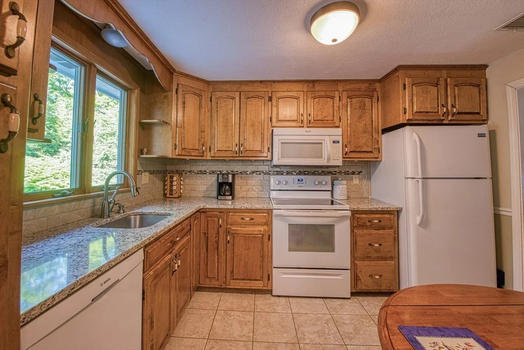 Photo of 25 Laurie Cir