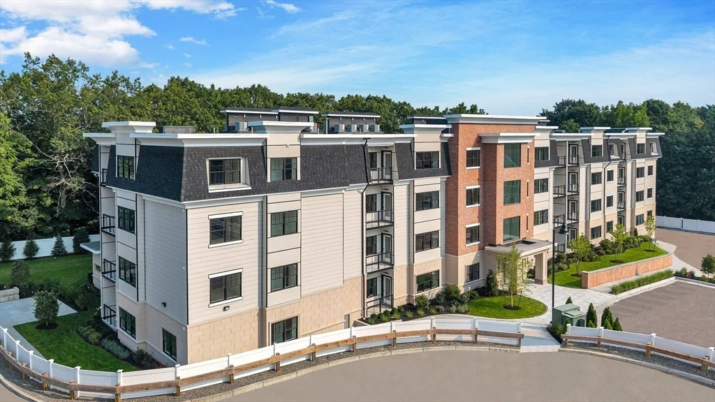 Photo of Unit 310 at 20 Audubon Way