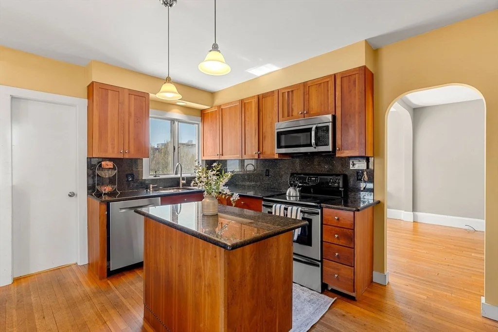 Photo of 16 Raymond Road