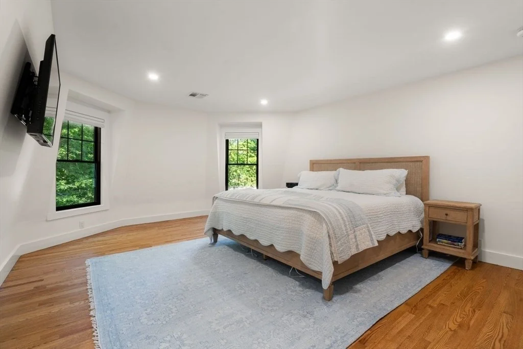 Photo of 283 Walnut Street