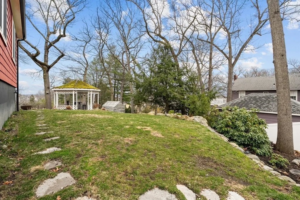 Photo of 24 Grandview Rd