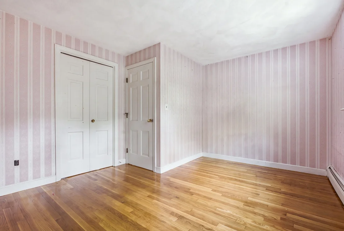 Photo of 10 Red Gate Ln