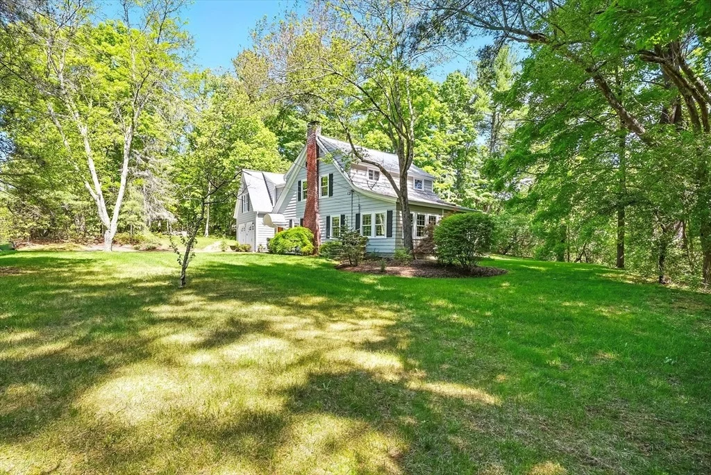 Photo of 43 West Main