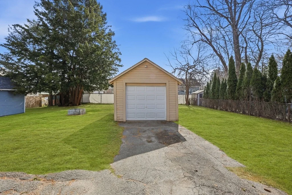 Photo of 32 Allen Ave