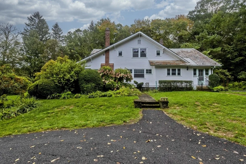 Photo of 83 Mountain Road