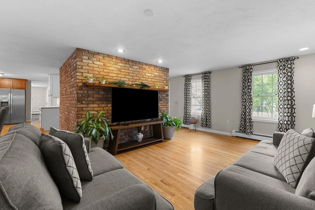 Photo of 111 Lea Ave
