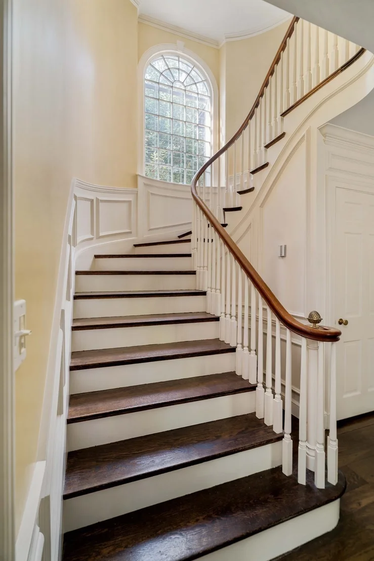 Photo of 200 Cliff Rd