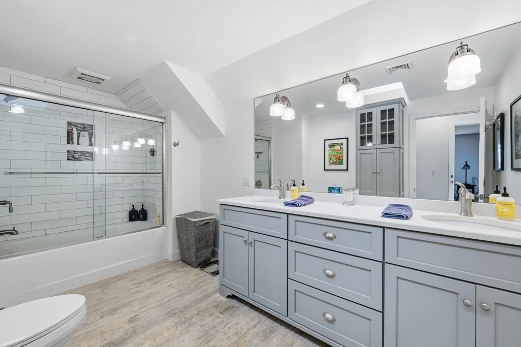 Photo of 34 Mistic Dr