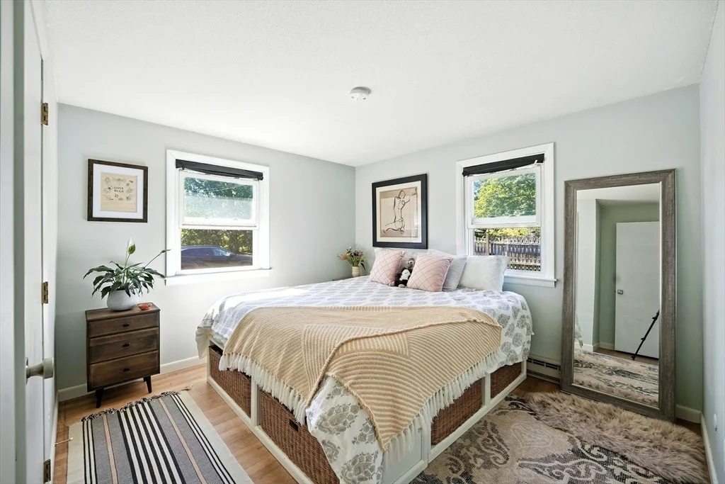 Photo of 1007 Westhampton Rd