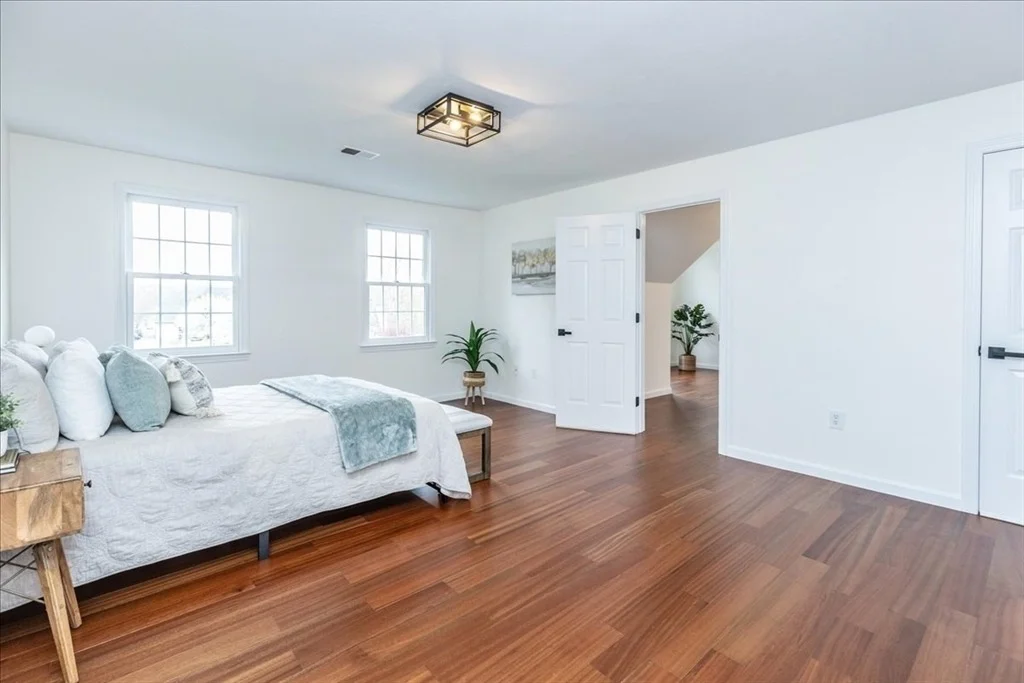 Photo of 16 Shipley Cir