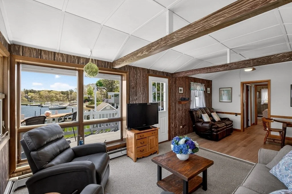 Photo of 11 Clamshell Ln