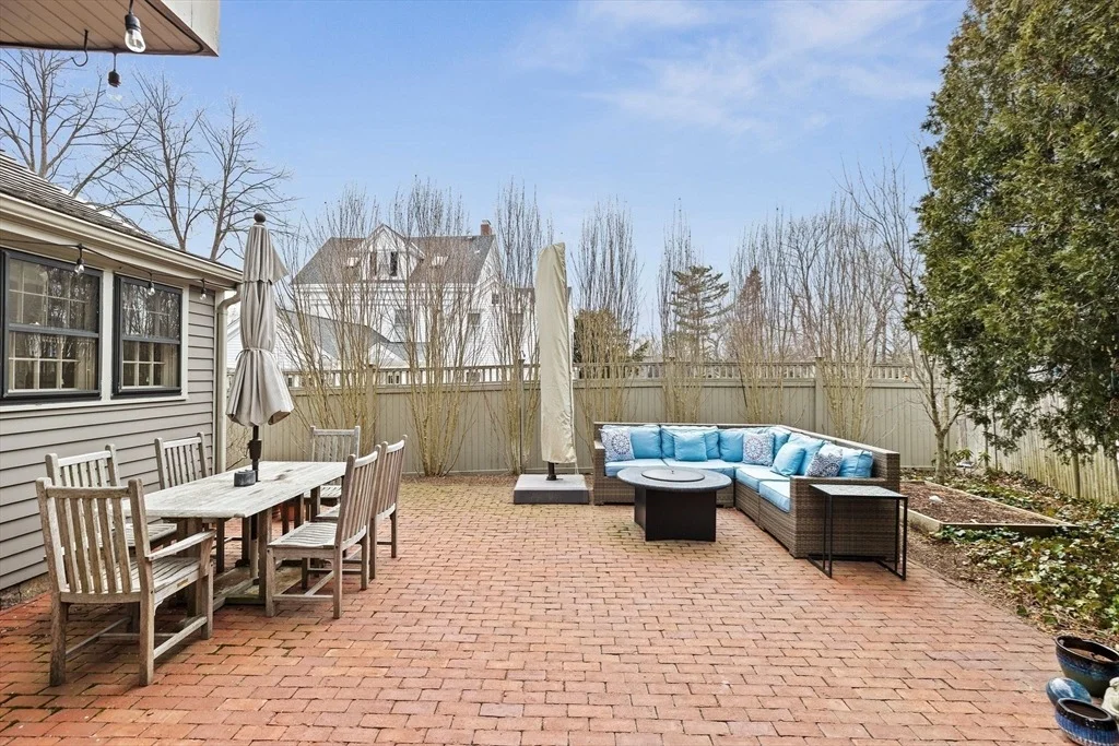 Photo of 24 Lincoln St