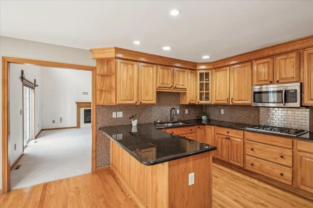 Photo of 77 Cheryl Cir