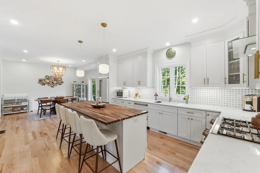 Photo of 83 Saint Louis Street