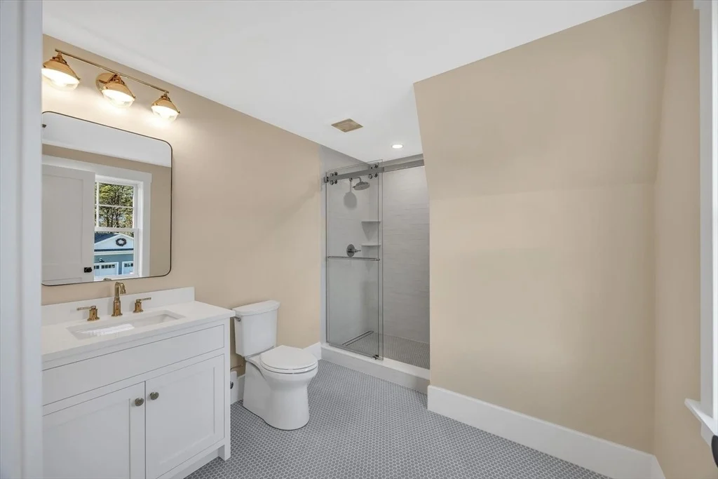 Photo of 6 Willow Cir