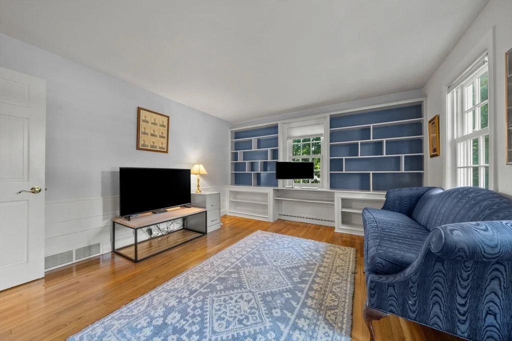 Photo of 55 Fox Run Rd