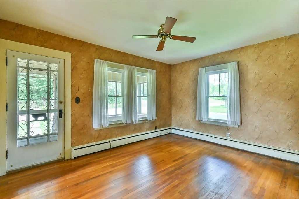 Photo of 134 Southbridge Rd.