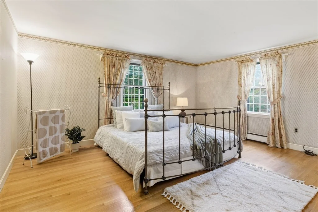Photo of 9 Fernway