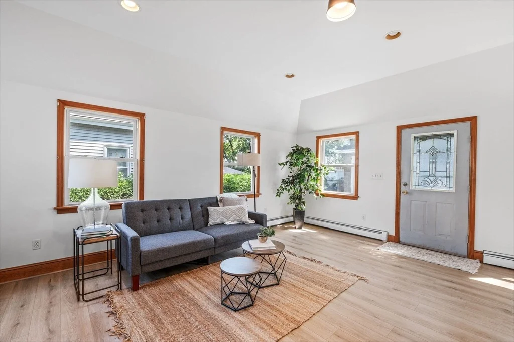 Photo of 12 Planters St
