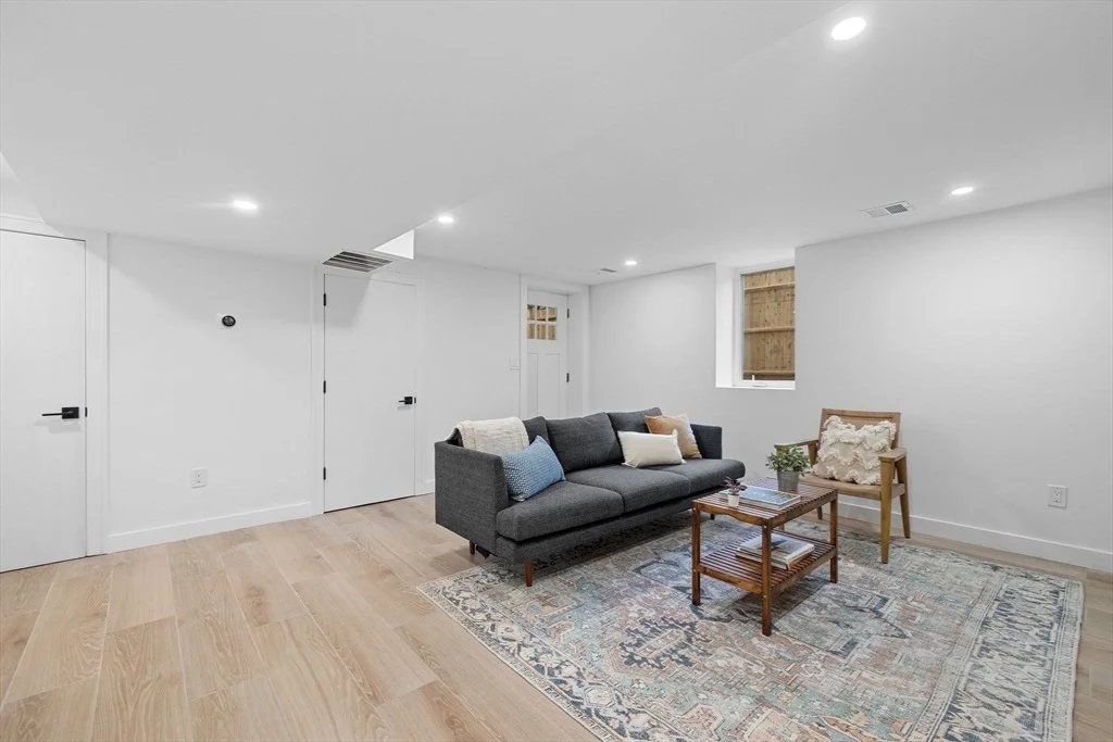 Photo of 16 Edgar Ave